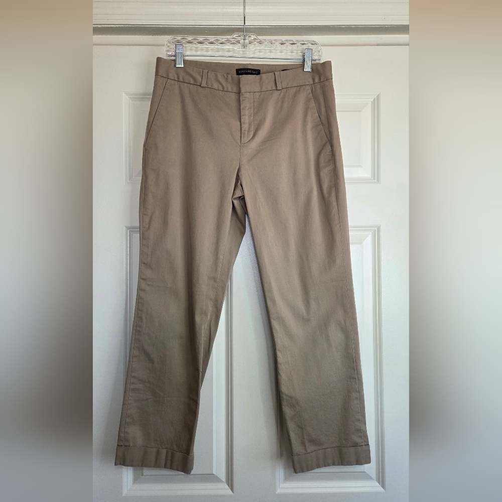 Banana Republic Khaki Avery Straight-Fit Sateen Cuffed Ankle Pant- Size 6 - Picture 2 of 10